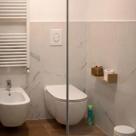 Casetta Robinie 아파트 코모